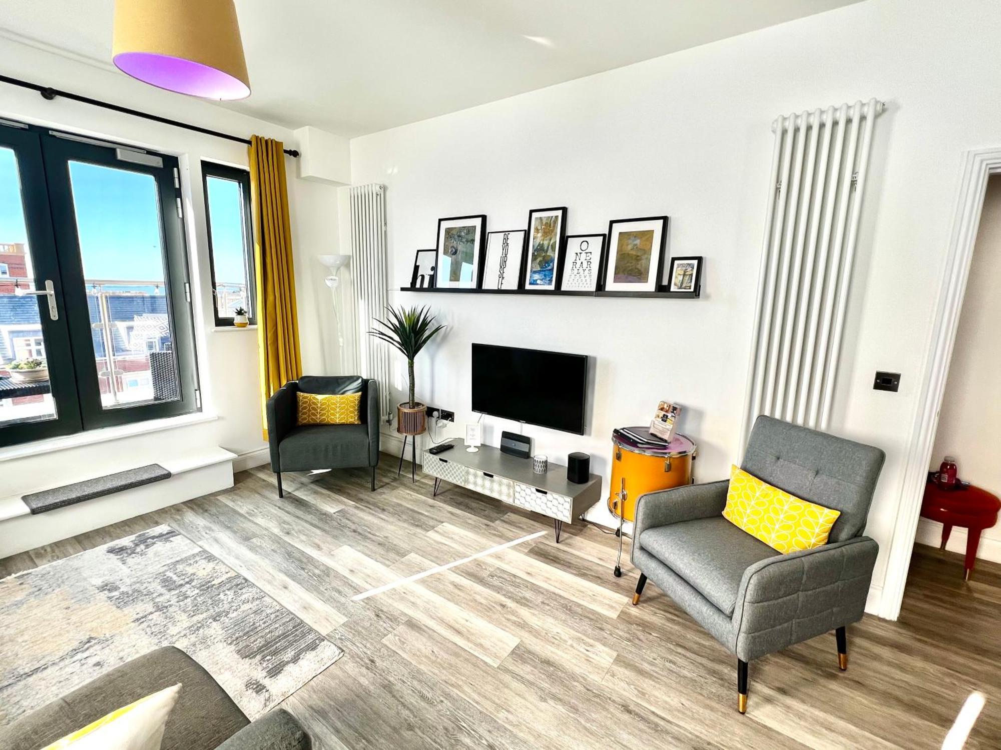 The Penthouse Margate, Balconies, Sea View, Gated Parking, Air Con! Lägenhet Exteriör bild